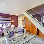 3 Bed In Oc-91347 Nyaraló