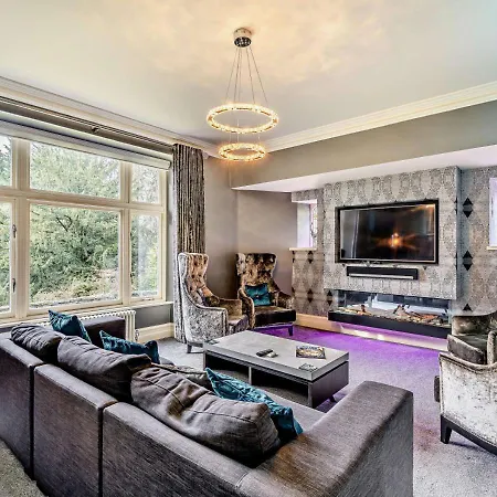 Maison On Windermere Holiday home *