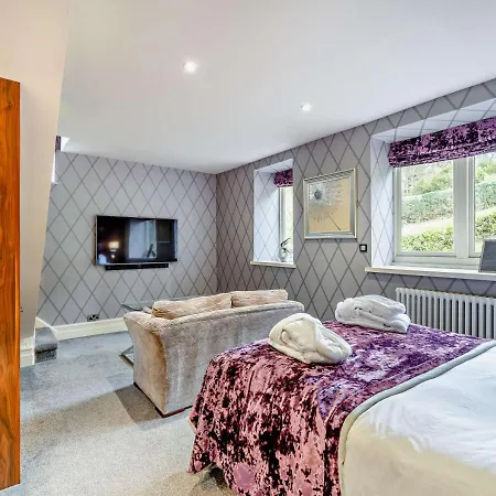 Maison On Windermere Holiday home *